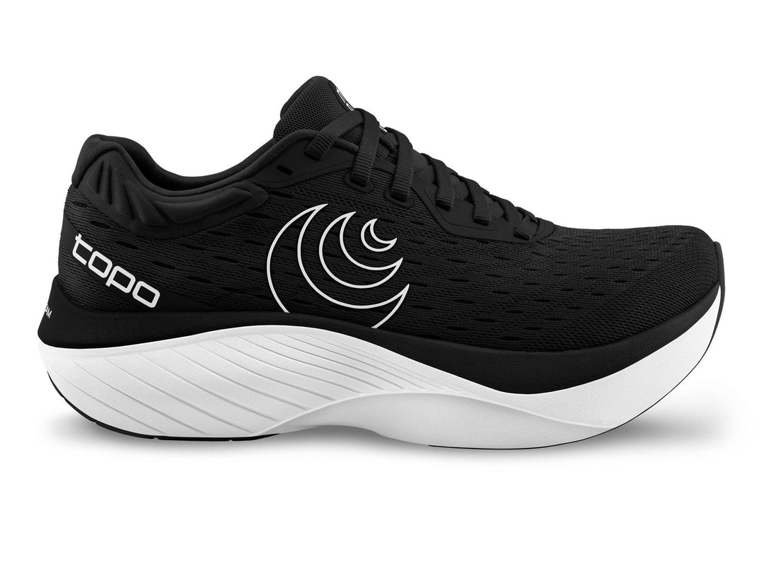 M069.Black-White_00