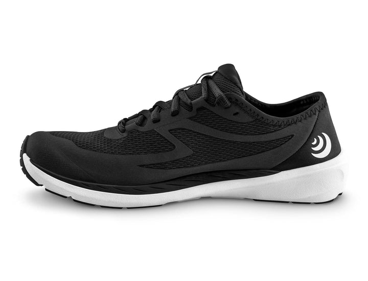 W050.Black-White_05.jpg